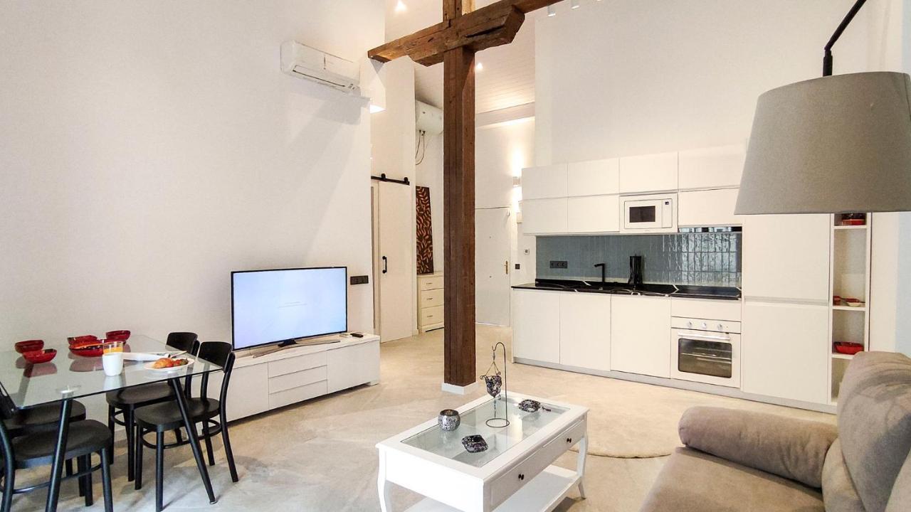 Acogedor Apartamento En Pleno Centro De Malaga By Sharingco Apartment ภายนอก รูปภาพ