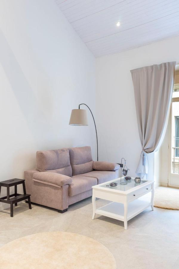 Acogedor Apartamento En Pleno Centro De Malaga By Sharingco Apartment ภายนอก รูปภาพ